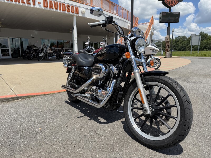 2010 Harley-Davidson® Sportster® 1200 Low Black