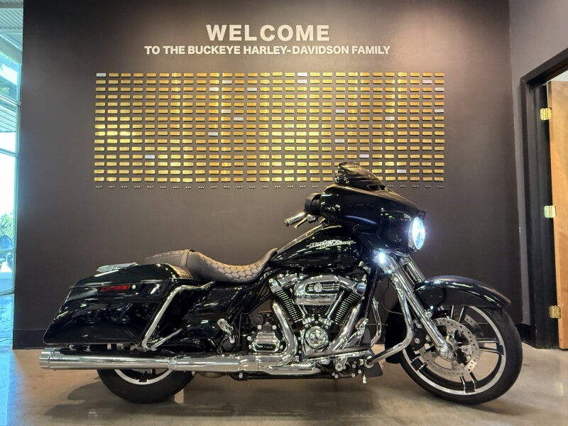 2019 Harley-Davidson® Street Glide® Vivid Black