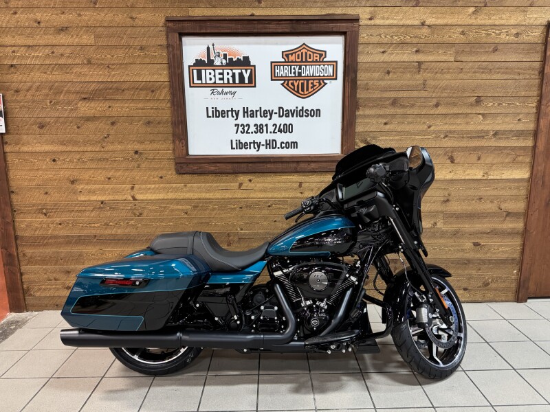 2026 Harley-Davidson® Street Glide® Teal Thunder / Vivid Black FLHX