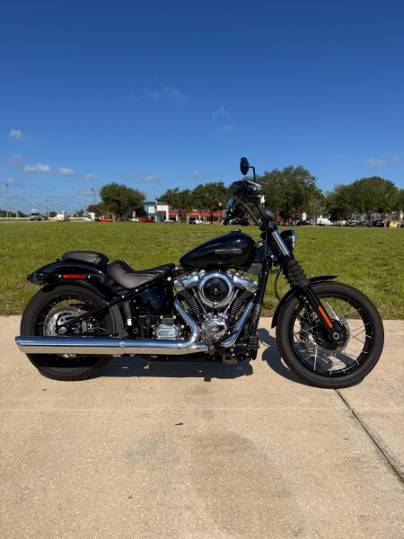 FXBB 2025 Street Bob™