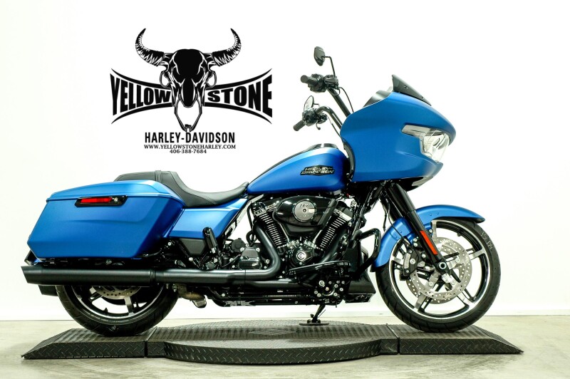 2026 Harley-Davidson® Road Glide® Aurora Blue Denim Black Trim