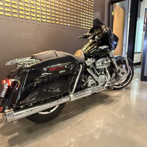 2019 Harley-Davidson® Street Glide® Vivid Black thumb 0