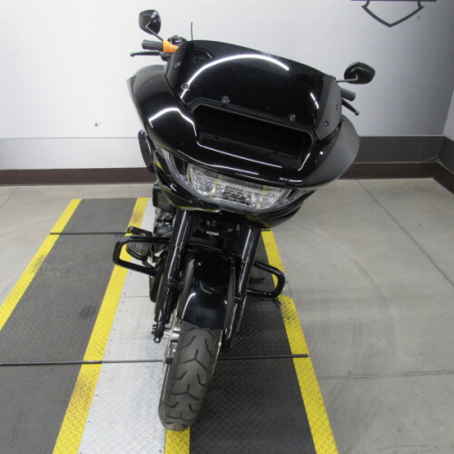 FLTRX 2024 Road Glide® thumb 2