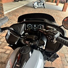 2026 Harley-Davidson® Road Glide® FLTRX thumb 2