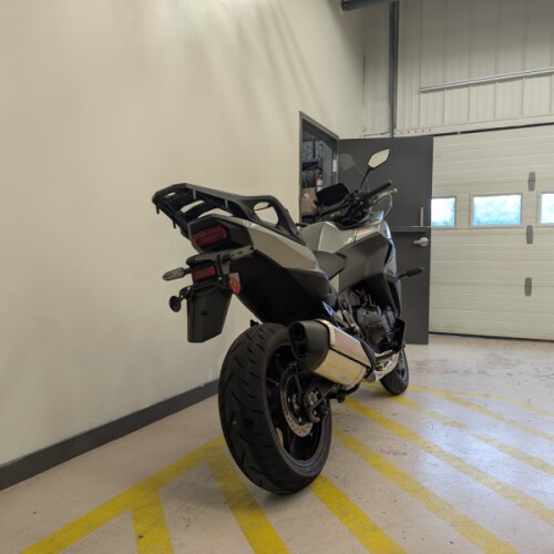 2026 Honda NT1100DT - Iridium Gray Metallic thumb 1