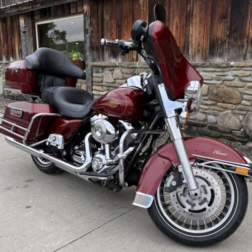 2010 Harley-Davidson® Electra Glide® Classic RED HOT SUNGLO thumb 1