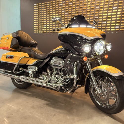 2012 Harley-Davidson® CVO™ Ultra Classic® Electra Glide® Crystal Citron & Diamond Dust with Big City thumb 1