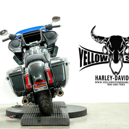 2026 Harley-Davidson® Road Glide® Midnight Ember thumb 2