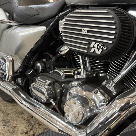 FLHTC 2006 Electra Glide® Classic thumb 3