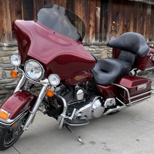 2010 Harley-Davidson® Electra Glide® Classic RED HOT SUNGLO thumb 2