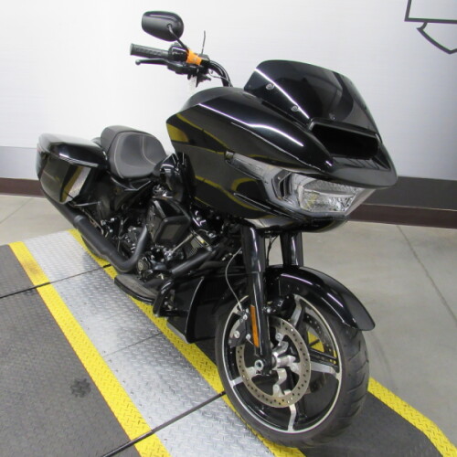 FLTRX 2024 Road Glide® thumb 3