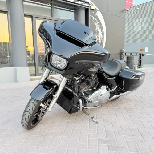 2024 Harley-Davidson® Street Glide® Vivid Black thumb 0