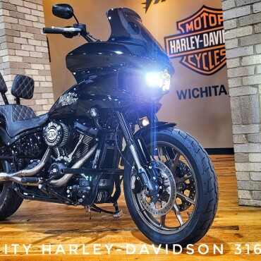 2024 Harley-Davidson® Low Rider® ST, FLXRST thumb 2