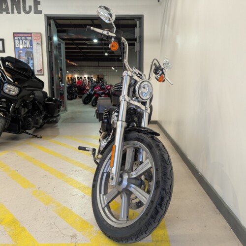 2023 Harley-Davidson® Softail® Standard - Vivid Black (Chrome Trim) thumb 2