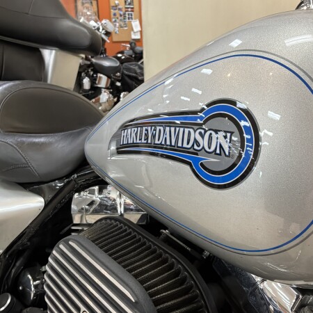 FLHTC 2006 Electra Glide® Classic thumb 2