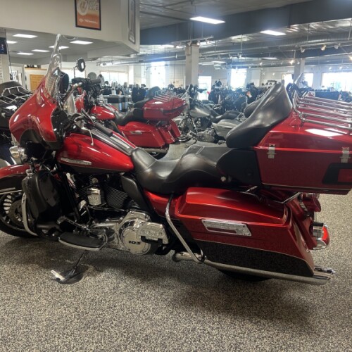 2012 Harley-Davidson® FLHTK Electra Glide® Ultra Limited  thumb 3