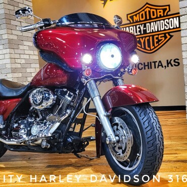 2008 Harley-Davidson® Street Glide®, FLHX thumb 2