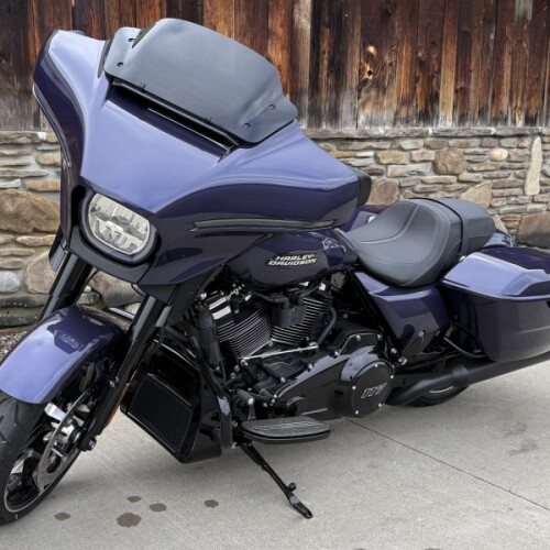2026 Harley-Davidson® Street Glide® Purple Abyss Black Trim thumb 2