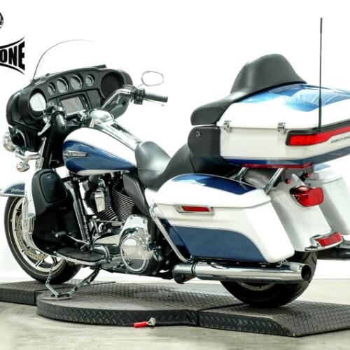 2015 Harley-Davidson® Electra Glide® Ultra Classic® Low Two-Tone White Hot Pearl/Blue Hot Pearl thumb 1