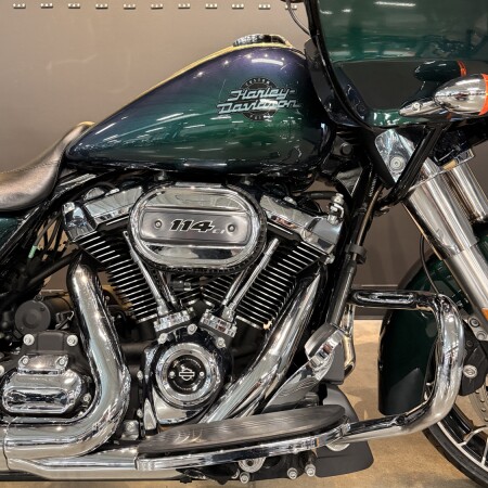 2021 Harley-Davidson® Road Glide® Special Snake Venom thumb 3