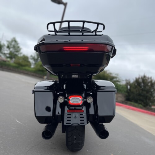 2026 Harley-Davidson® FLHXL Street Glide Limited Vivid Black thumb 1