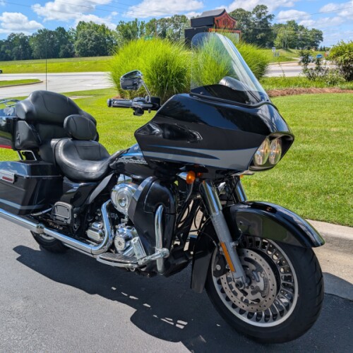 2013 Harley-Davidson® Road Glide® Ultra thumb 3