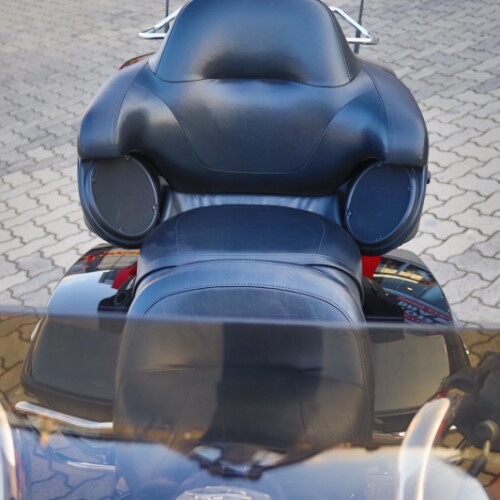 2017 Harley-Davidson® Road Glide® Ultra Black Quartz thumb 1