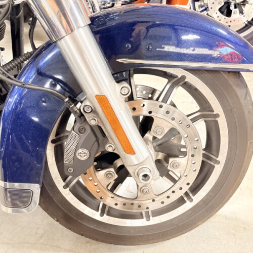 2016 FLHR Harley-Davidson® Road King® Custom Colour Cosmic Blue Pearl thumb 2
