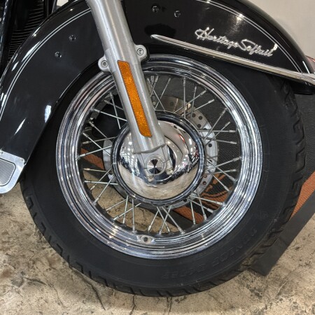 FLSTC 2004 Heritage Softail® Classic thumb 2
