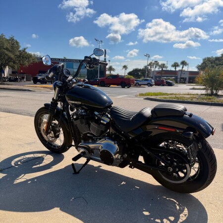 FXBB 2025 Street Bob™ thumb 1