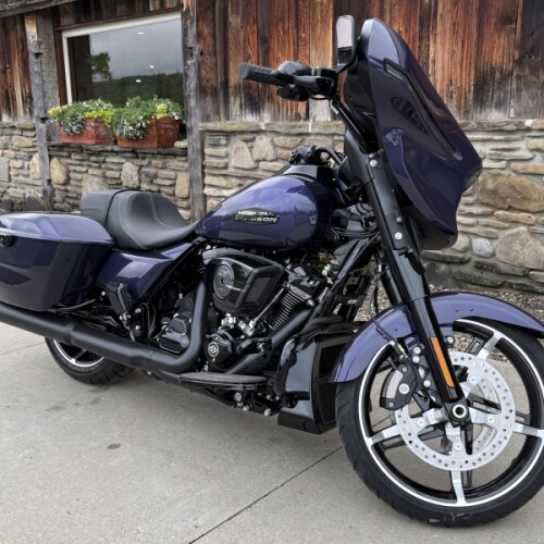 2026 Harley-Davidson® Street Glide® Purple Abyss Black Trim thumb 1