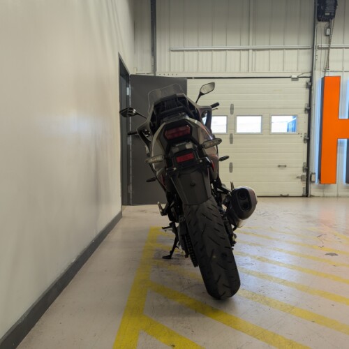 2026 Honda NT1100DT - Iridium Gray Metallic thumb 0