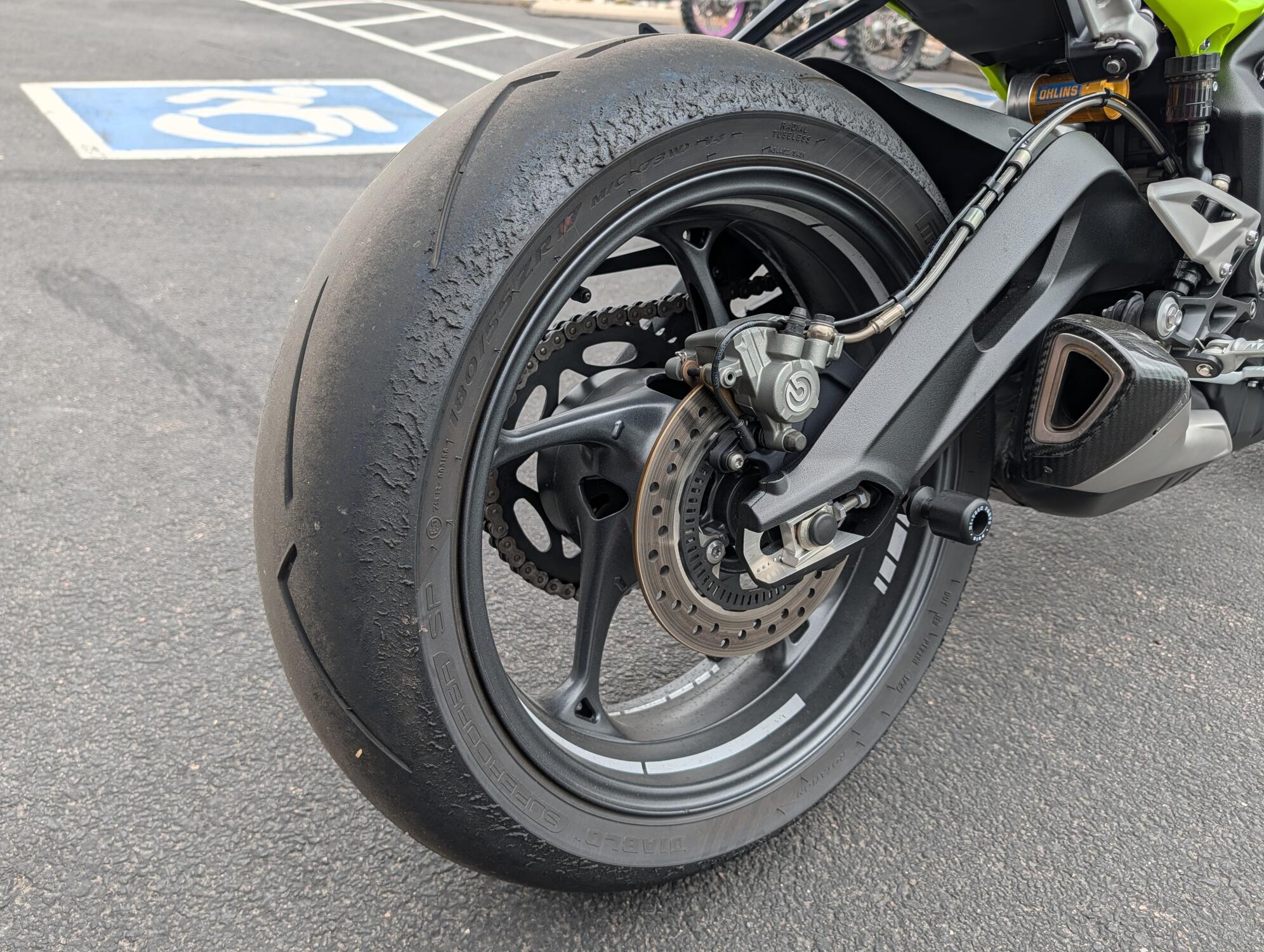 2024 Triumph Street Triple 765 R Moto2 Edition, photo 10
