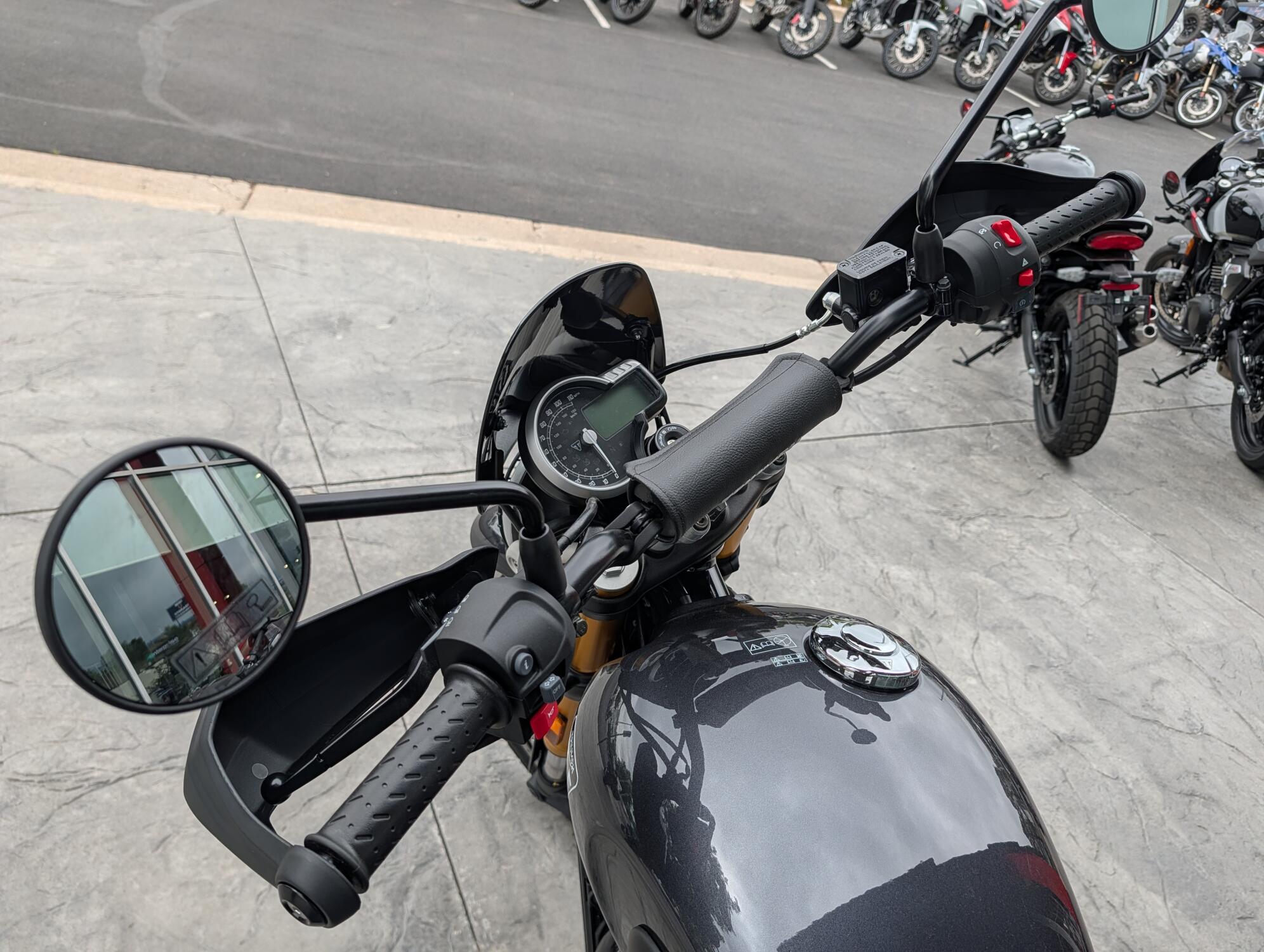 2026 Triumph Scrambler 400 XC, photo 9
