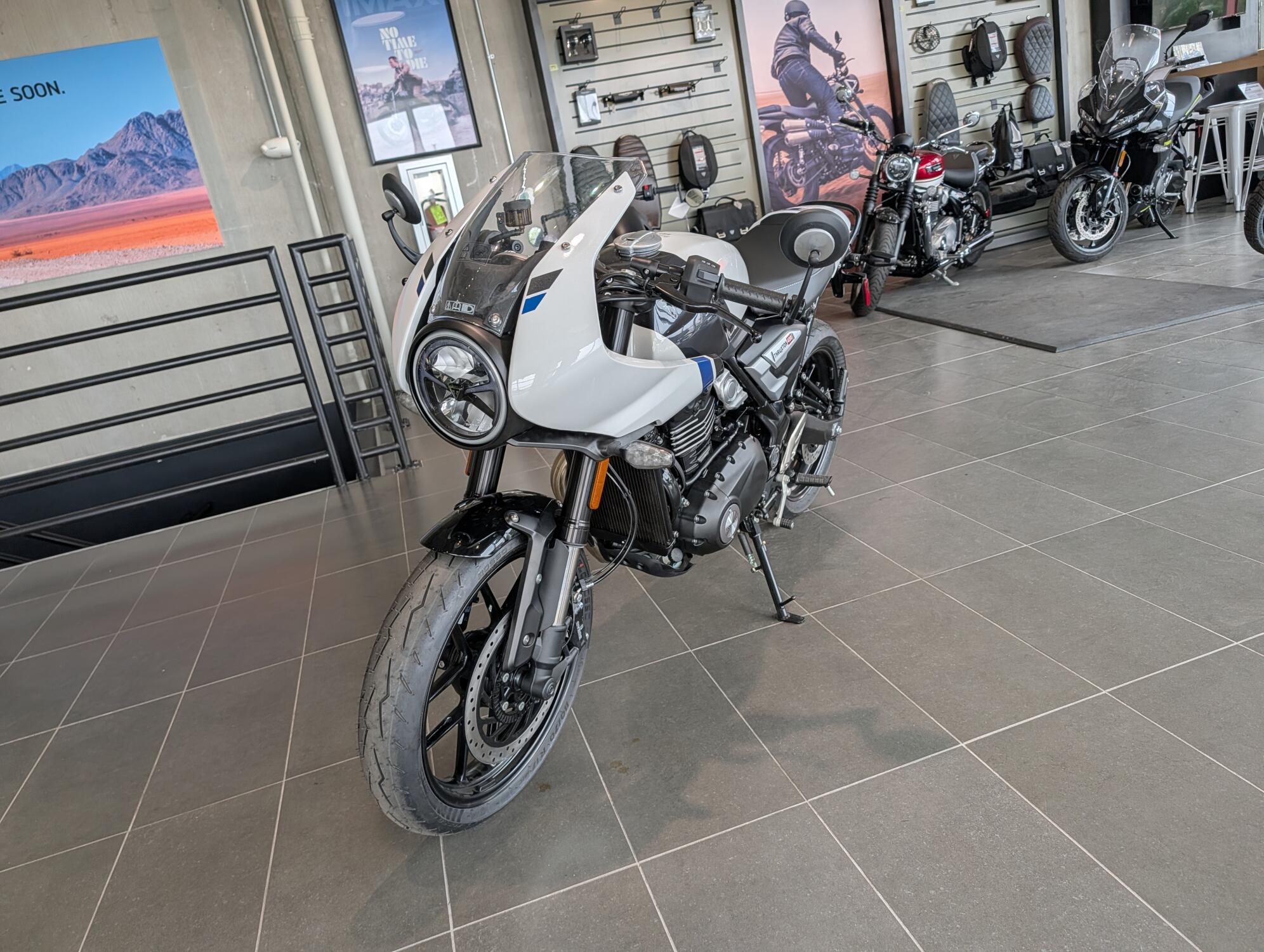2026 Triumph Thruxton 400, photo 7