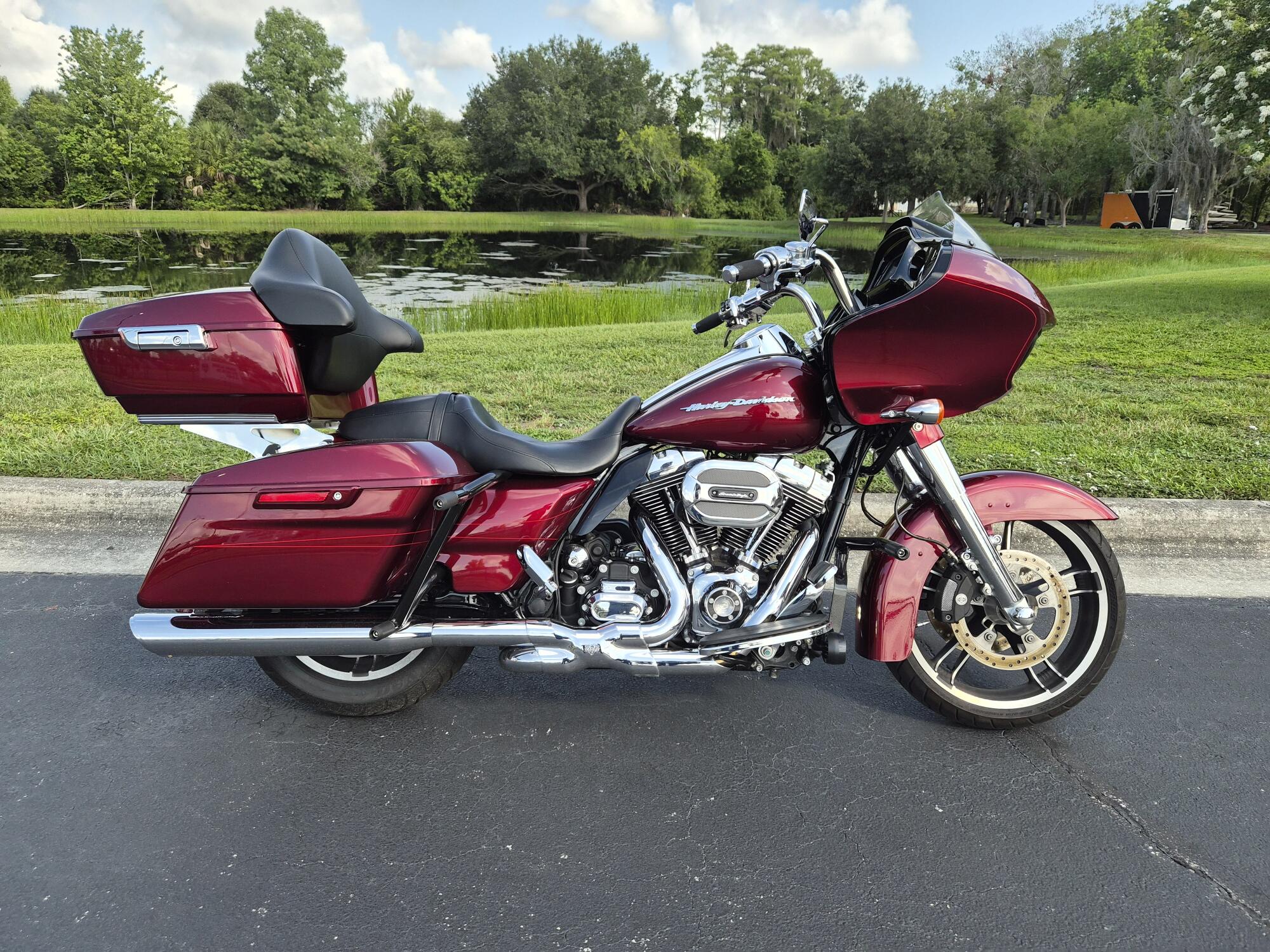 FLTRXS 2016 Road Glide® Special