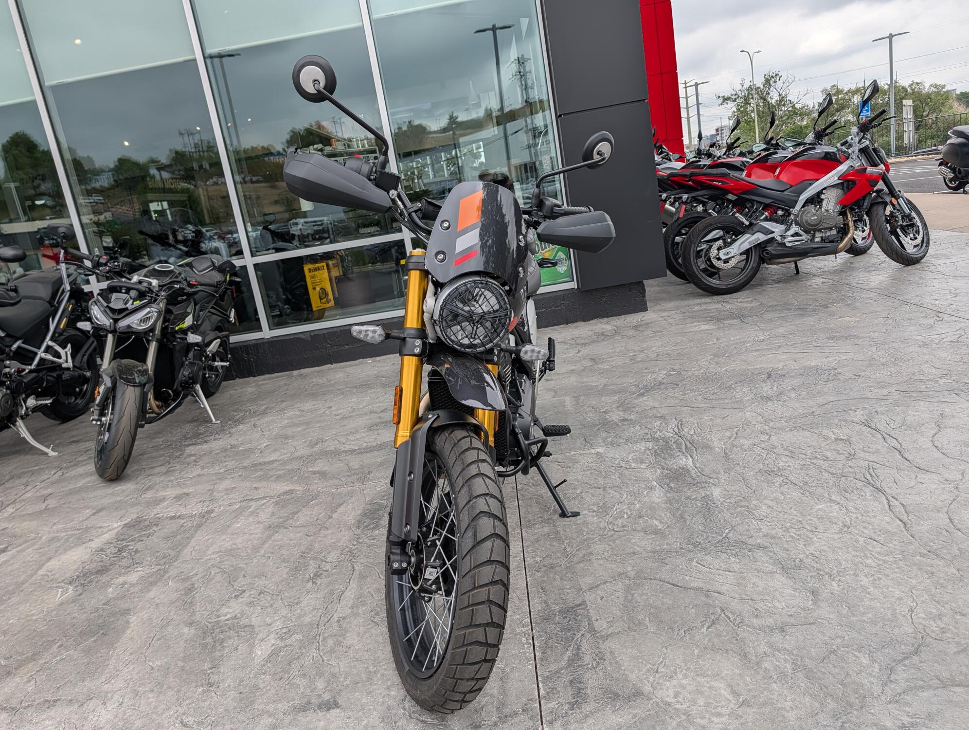 2026 Triumph Scrambler 400 XC, photo 8