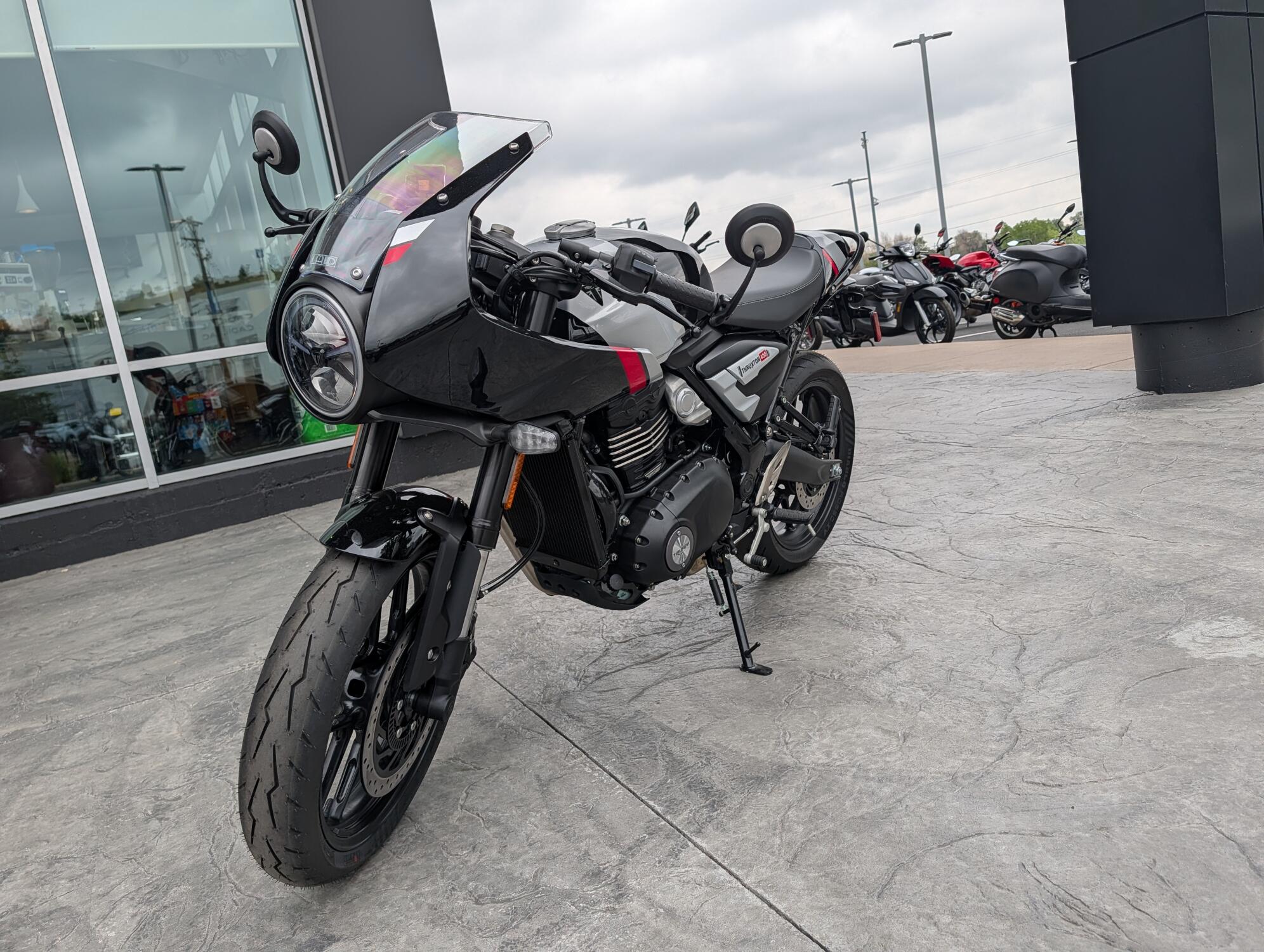 2026 Triumph Thruxton 400, photo 7