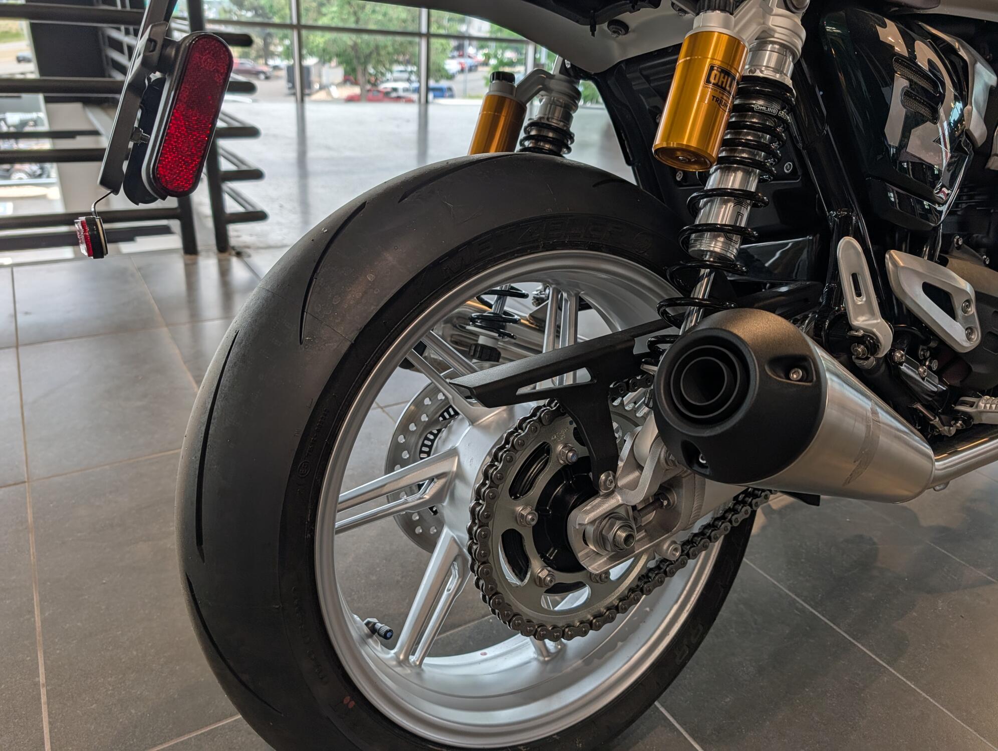2027 Triumph Speed Twin 1200 Cafe Racer, photo 11