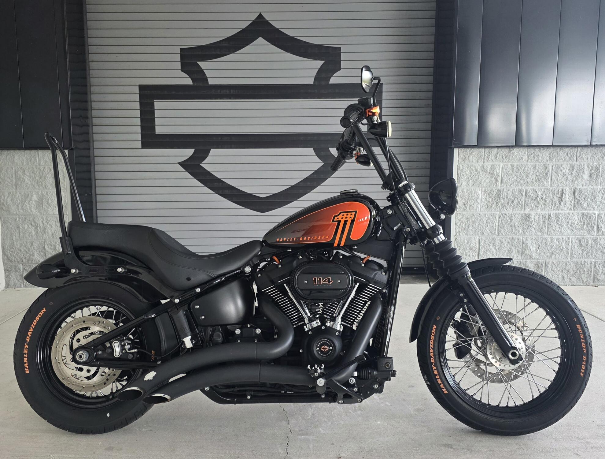 2021 Harley-Davidson® Street Bob® 114 Vivid Black
