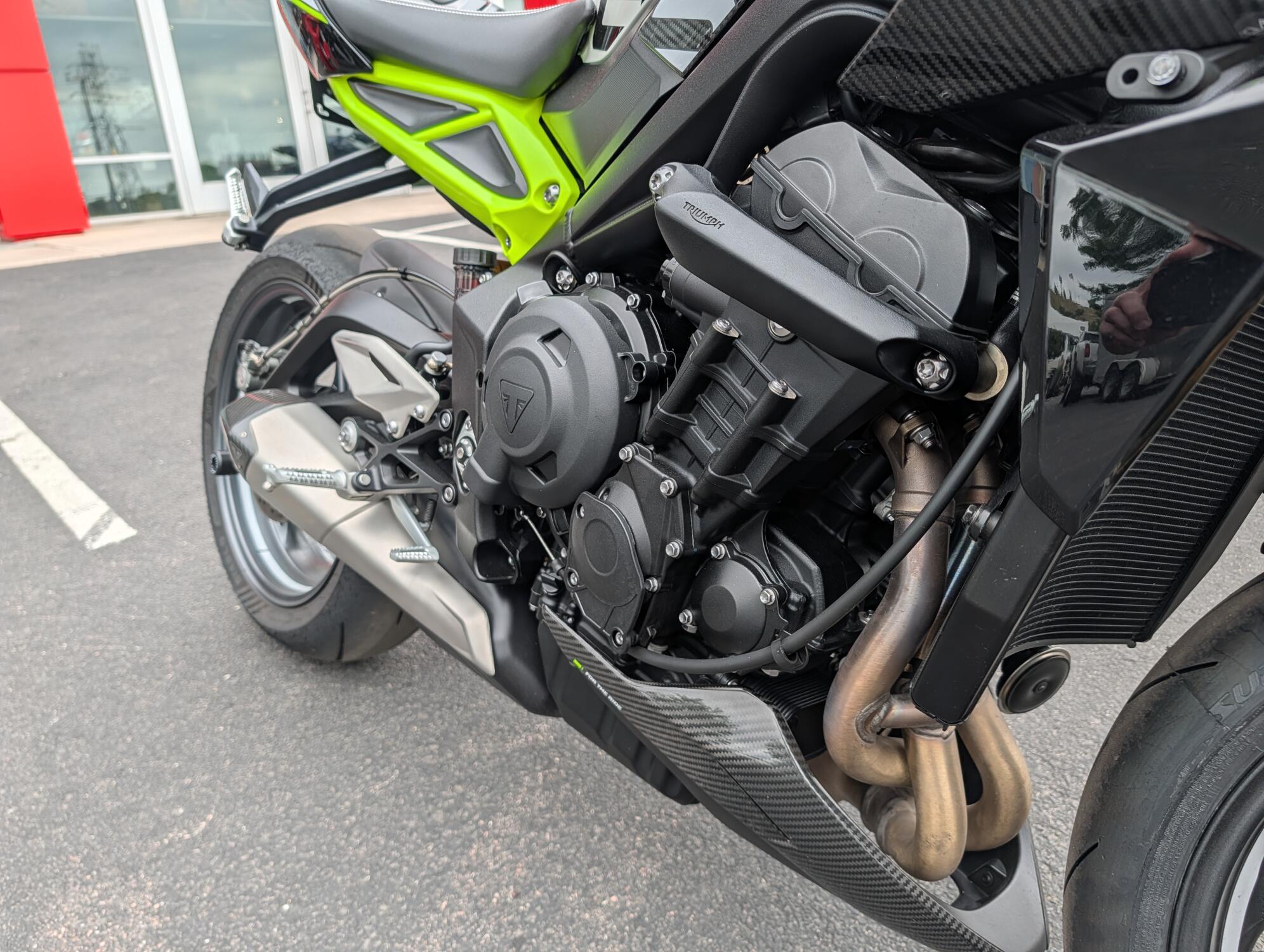 2024 Triumph Street Triple 765 R Moto2 Edition, photo 11