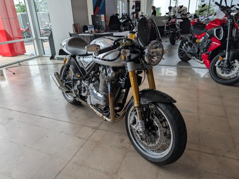 2014 NORTON Commando 961 Cafe Special Silver