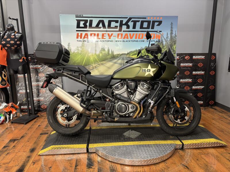 2022 Harley-Davidson® Pan America™ 1250 Special MNR GRN DNM DLX