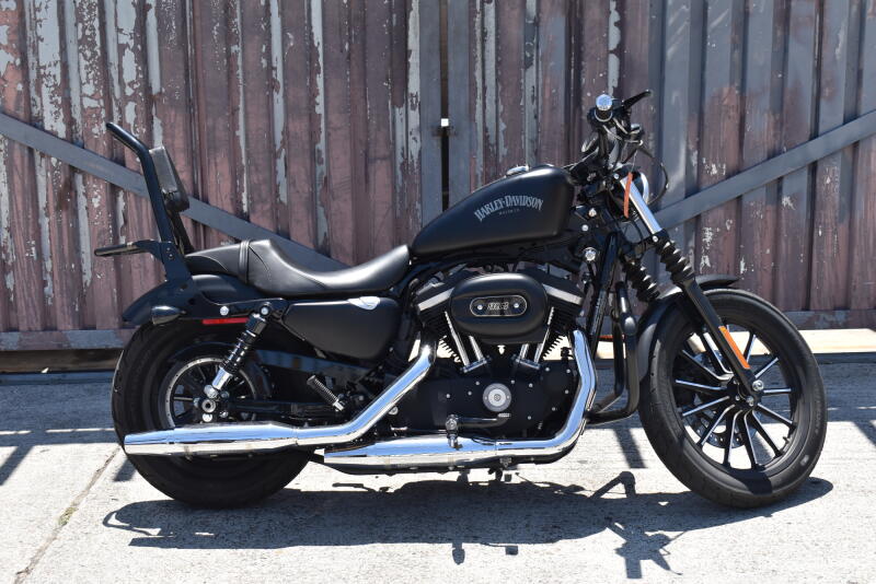 2014 Harley-Davidson® Iron 883™ XL 883N