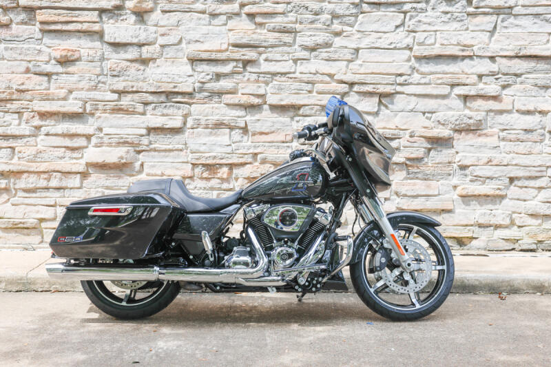 2026 Harley-Davidson® Street Glide® FLHX