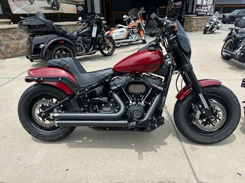 2020 Harley-Davidson® Fat Bob® 114 Stiletto Red