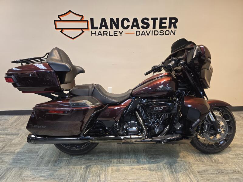 2024 Harley-Davidson® CVO™ Street Glide® Copperhead FLHXSE