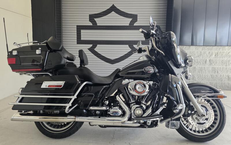 2009 Harley-Davidson® Electra Glide® Ultra Classic® Vivid Black