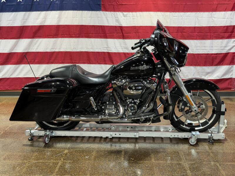 FLHX 2021 Street Glide®