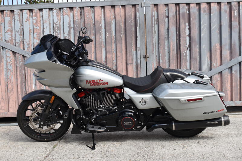 2025 Harley-Davidson® CVO™ Road Glide® ST FLTRXSTSE